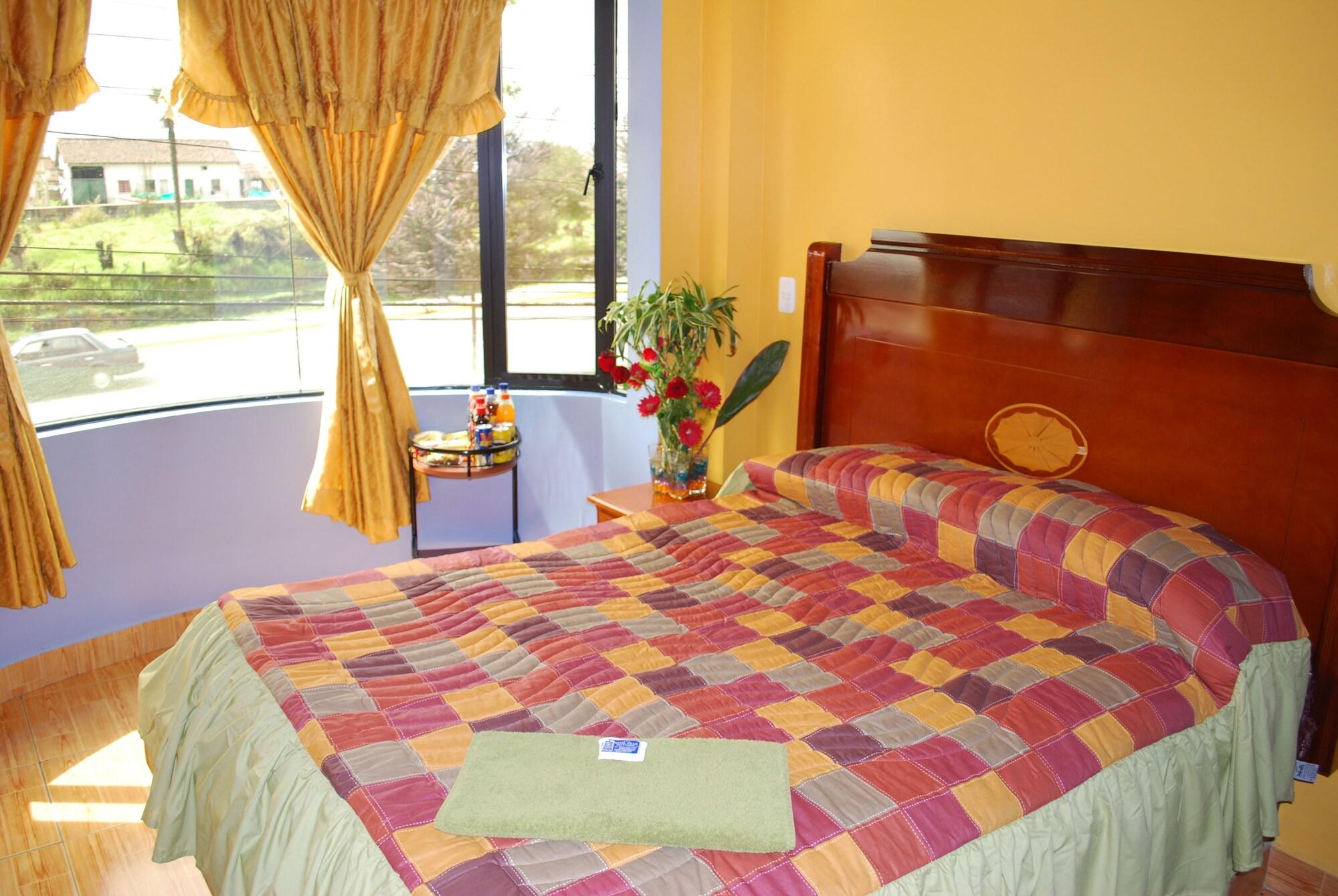 Hotel Gran Quitumbe Quito Esterno foto
