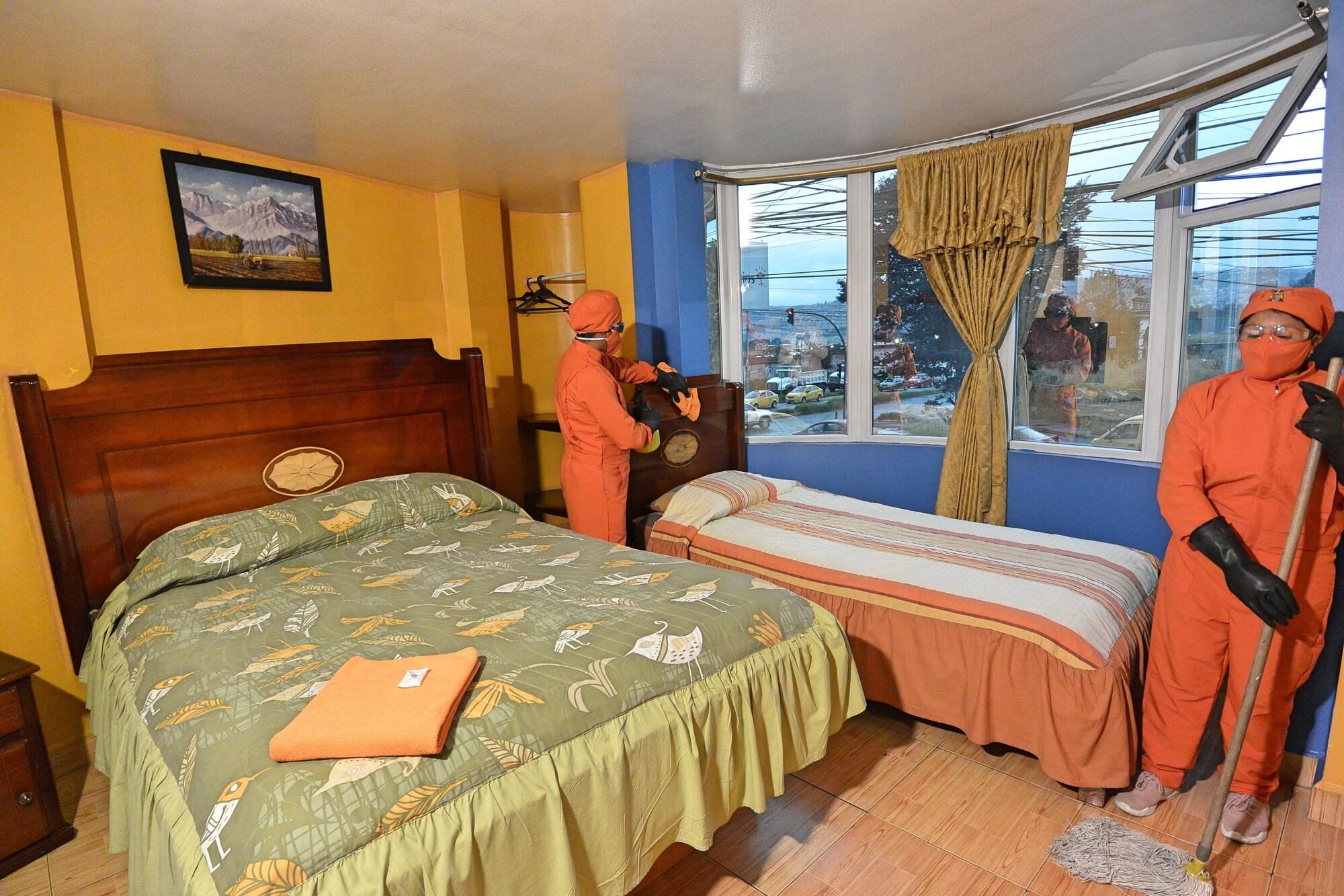 Hotel Gran Quitumbe Quito Esterno foto